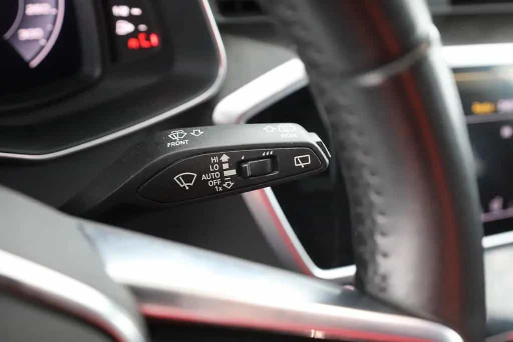 Audi A6 Avant 45 TDI quattro design Navi Kamera Leder 06/2020-photo-17