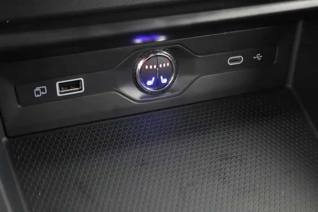 MG MG3 1.5 Comfort LED Navi Kamera 01/2026-photo-12