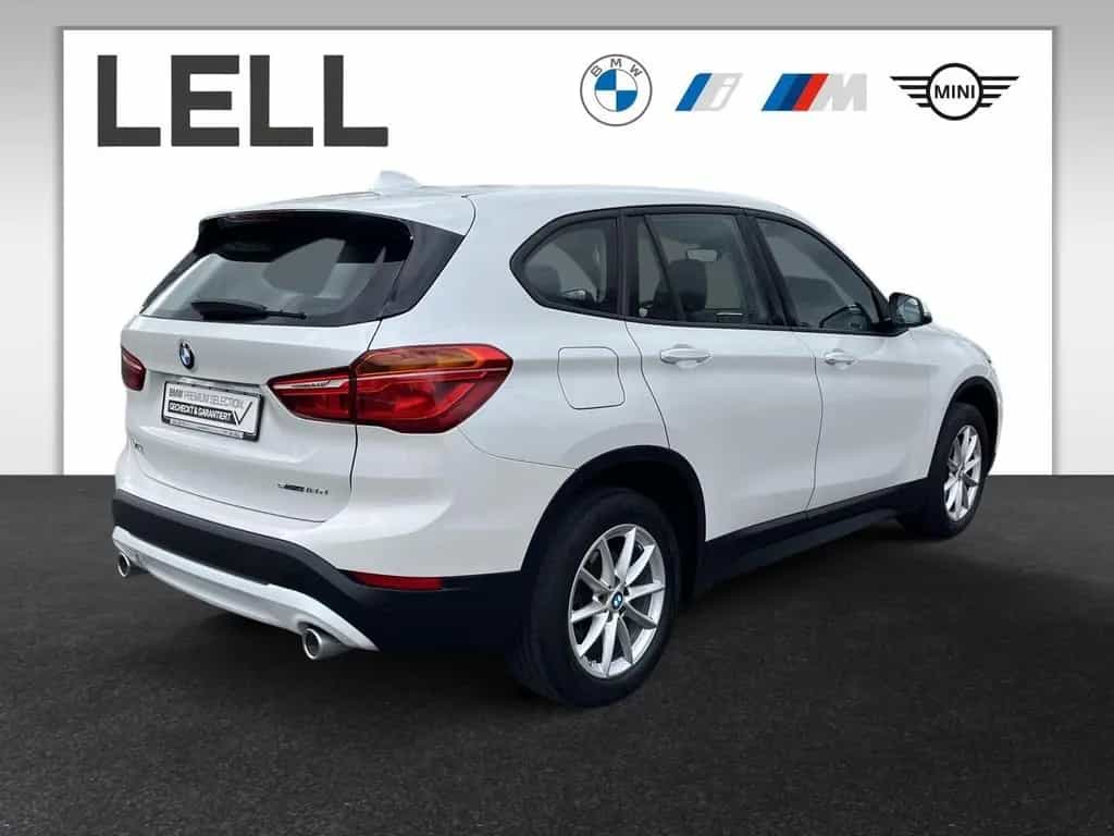 BMW X1 sDrive18d Advantage DAB Navi Tempomat AHK 12/2021-photo-0