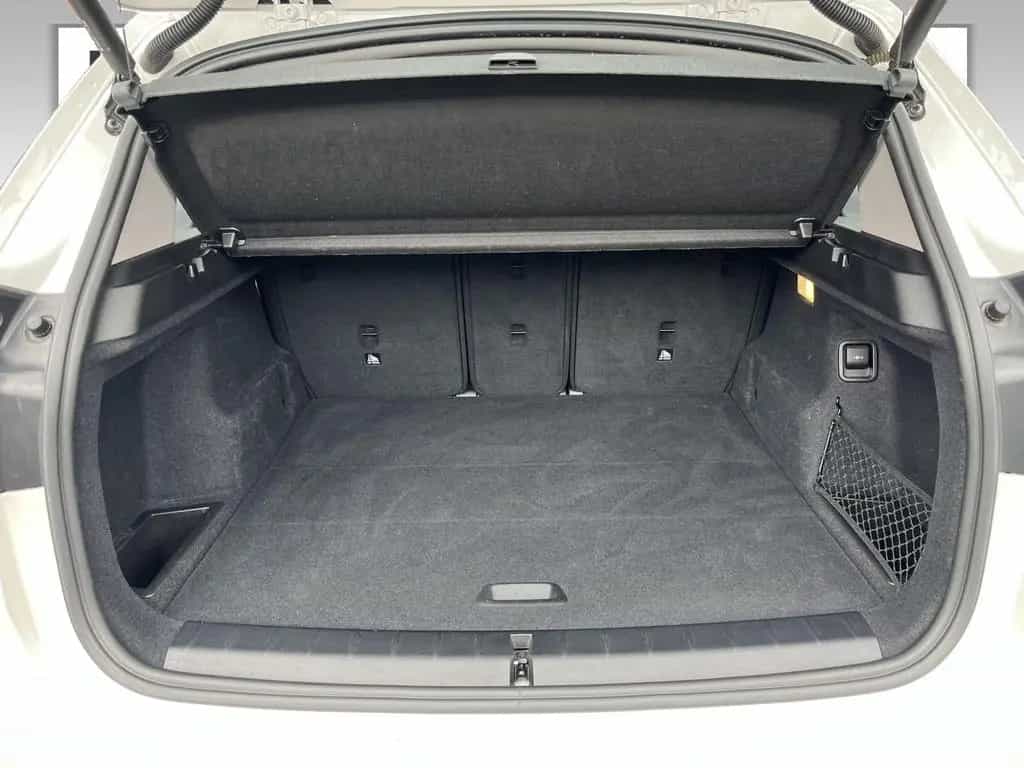 BMW X1 sDrive18d Advantage DAB Navi Tempomat AHK 12/2021-photo-10