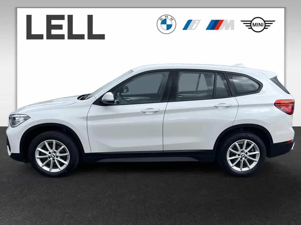 BMW X1 sDrive18d Advantage DAB Navi Tempomat AHK 12/2021-photo-6