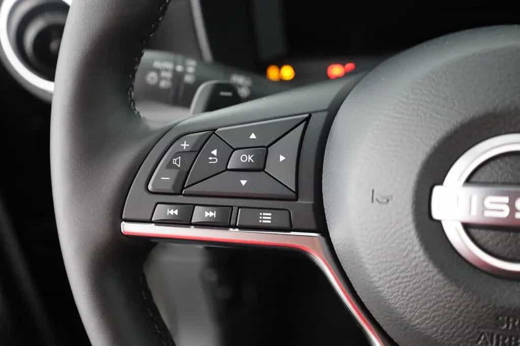 Nissan Juke 1.0 DIG-T N-Connecta Aut. LED Navi Kamera 01/2026-photo-14