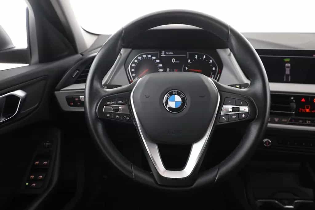 BMW 1 Series 118i Advantage LED Navi Sitzheizung Tempomat PDC 11/2020-photo-13