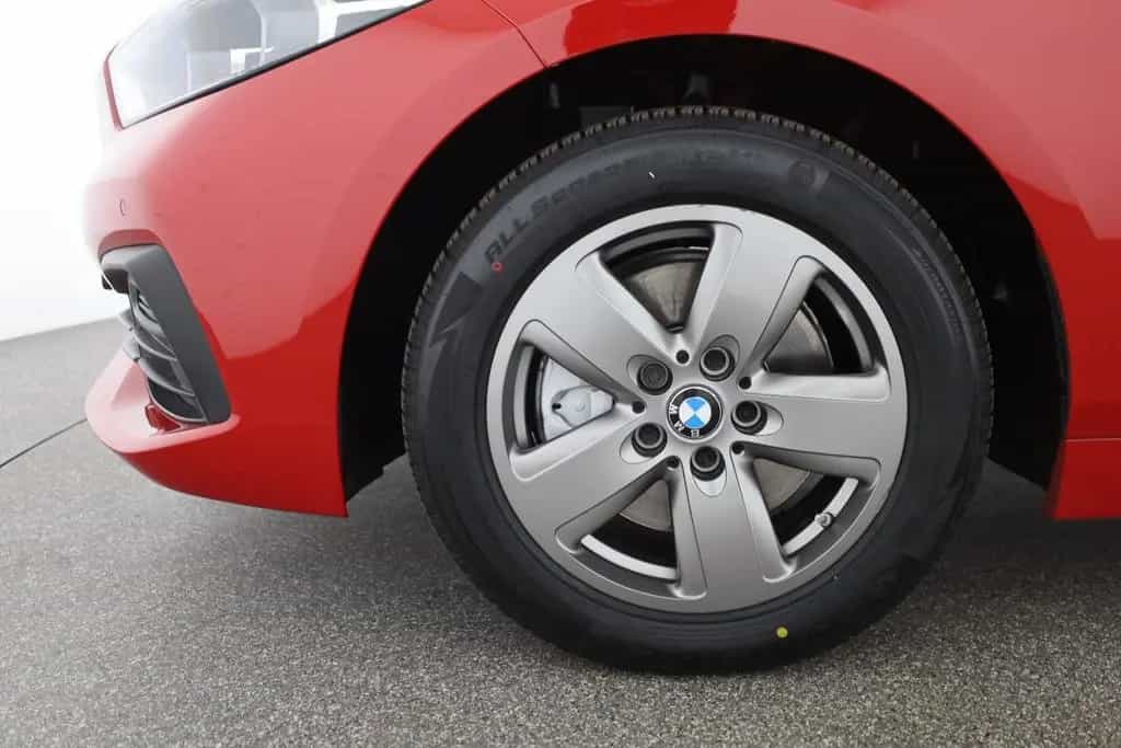 BMW 1 Series 118i Advantage LED Navi Sitzheizung Tempomat PDC 11/2020-photo-28