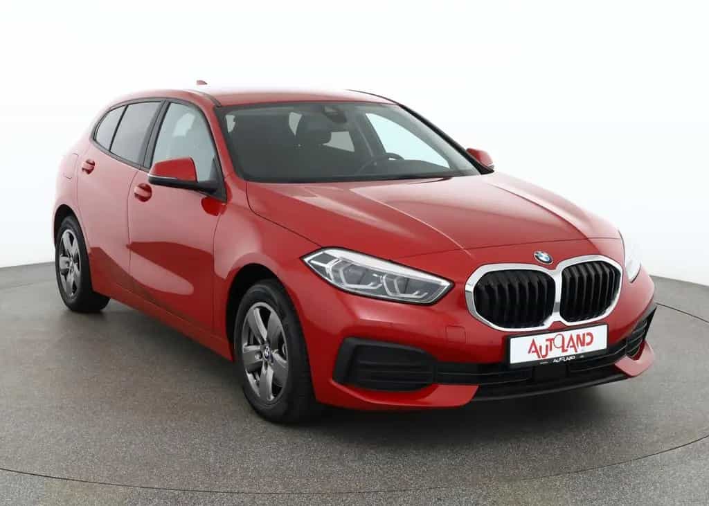 BMW 1 Series 118i Advantage LED Navi Sitzheizung Tempomat PDC 11/2020-photo-6