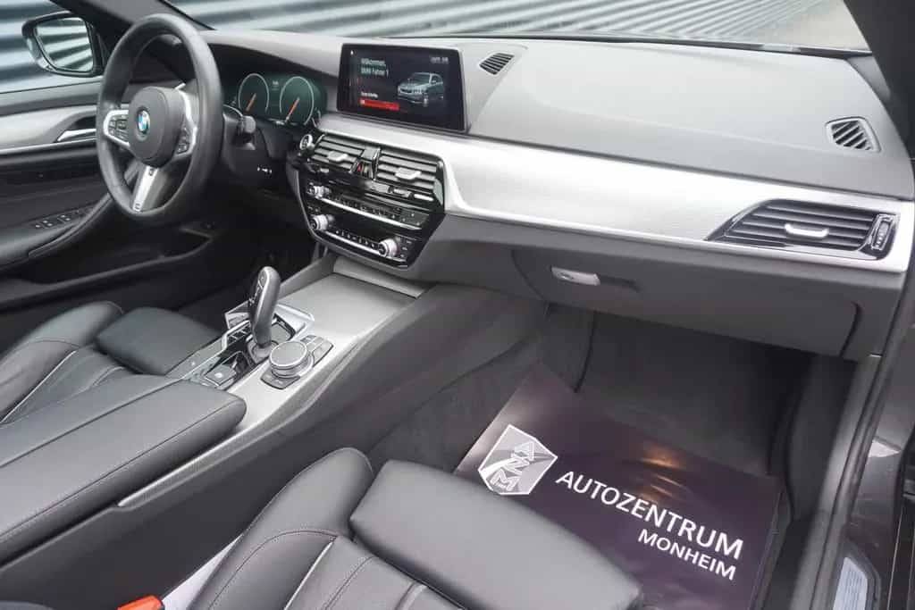BMW 520 d TOURING|M-SPORTPAKET|VIRTUAL|PANORAMA|NAVI 07/2019-photo-16
