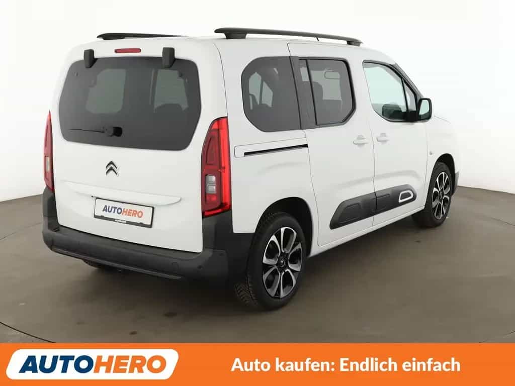 Citroën Berlingo 1.5 Blue-HDi Shine M*NAVI*CAM*SHZ*HUD* 01/2019-photo-5