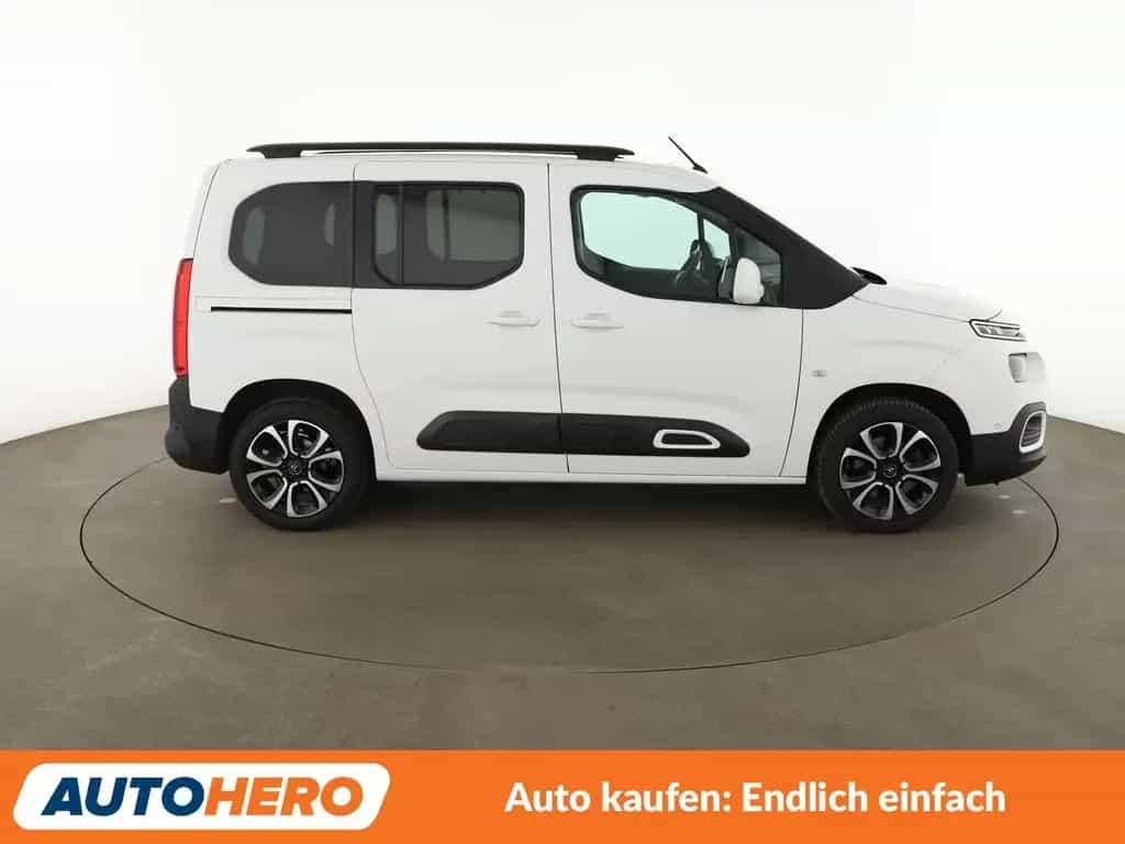 Citroën Berlingo 1.5 Blue-HDi Shine M*NAVI*CAM*SHZ*HUD* 01/2019-photo-6