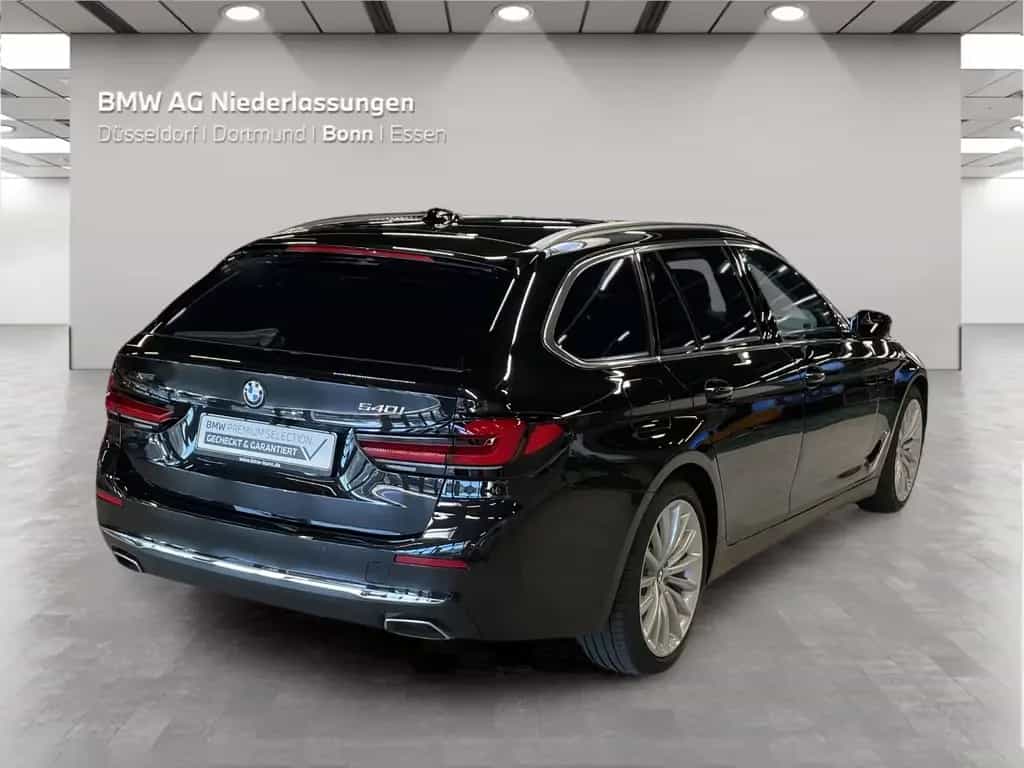 BMW 5 Series 540i xDrive Touring AHK Driv.Assist.Prof Laser 02/2023-photo-1