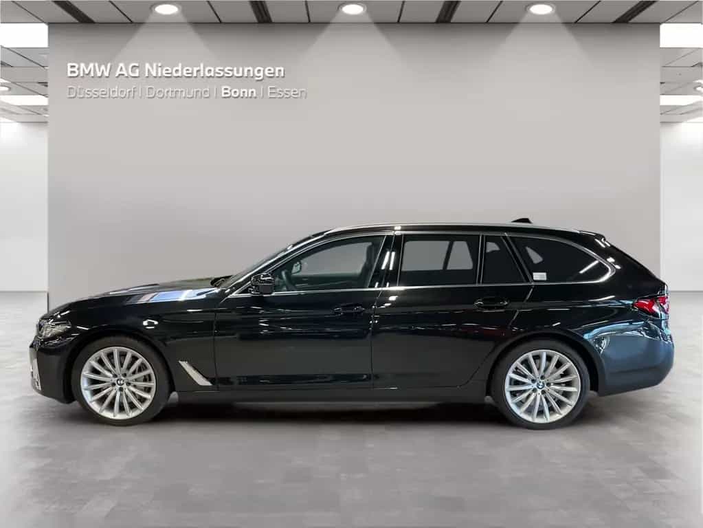 BMW 5 Series 540i xDrive Touring AHK Driv.Assist.Prof Laser 02/2023-photo-2