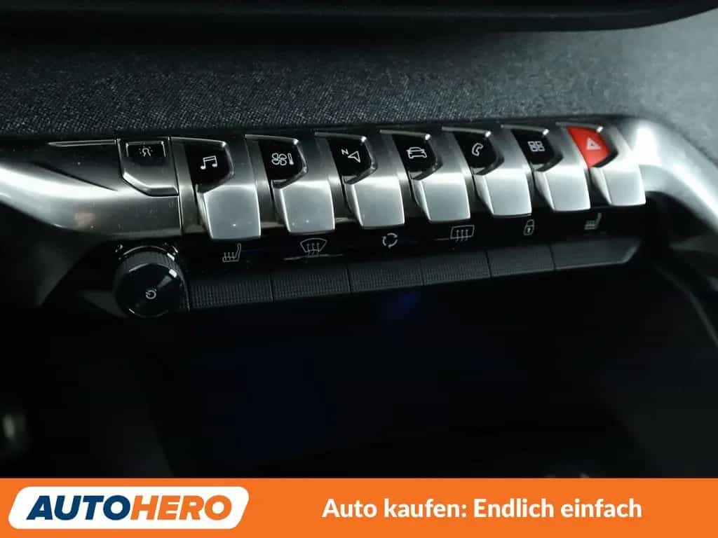 Peugeot 3008 1.6 THP Allure Aut.*NAVI*VC*LED*360* 12/2017-photo-25