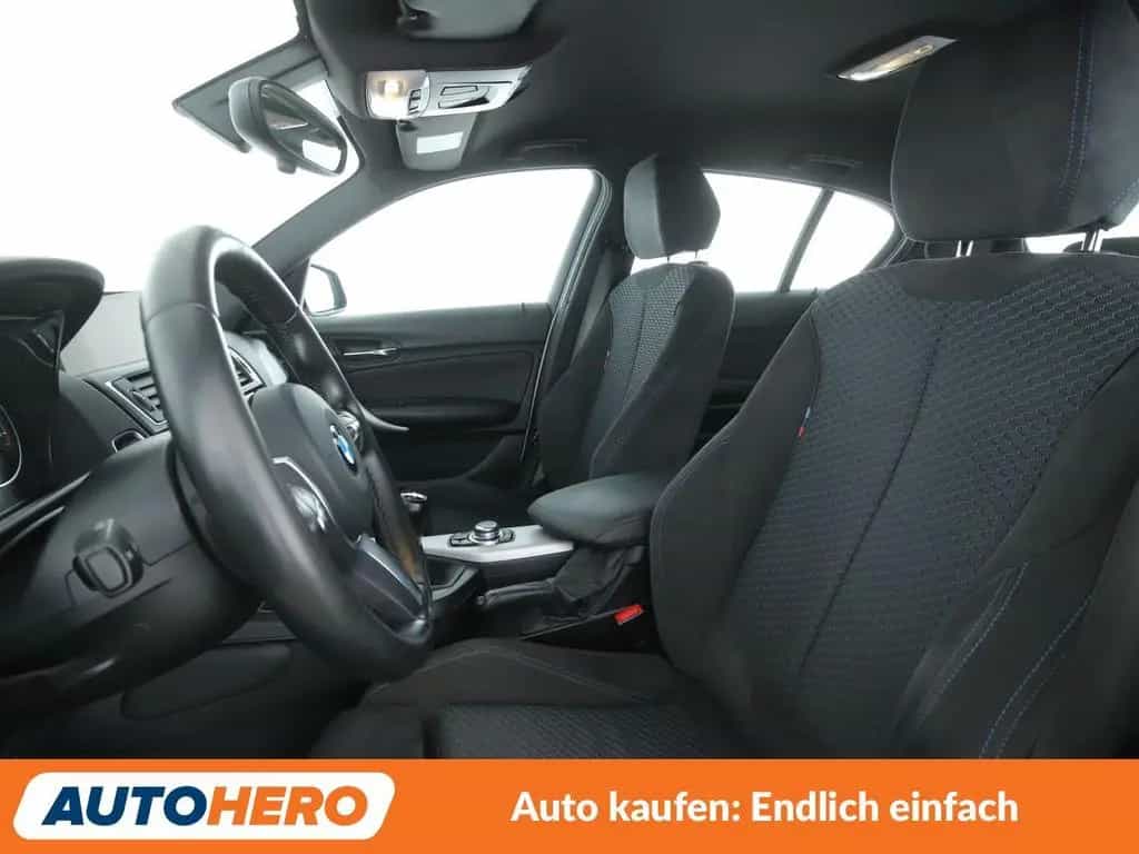 BMW 118 i M Sport *NAVI*LED*TEMPO*PDC*SHZ* 12/2016-photo-9