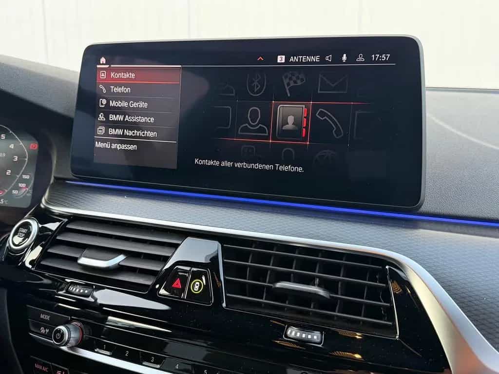 BMW 5 Series 520 M Sport/HUD/Standheizug/HarmanKardon° 02/2022-photo-21