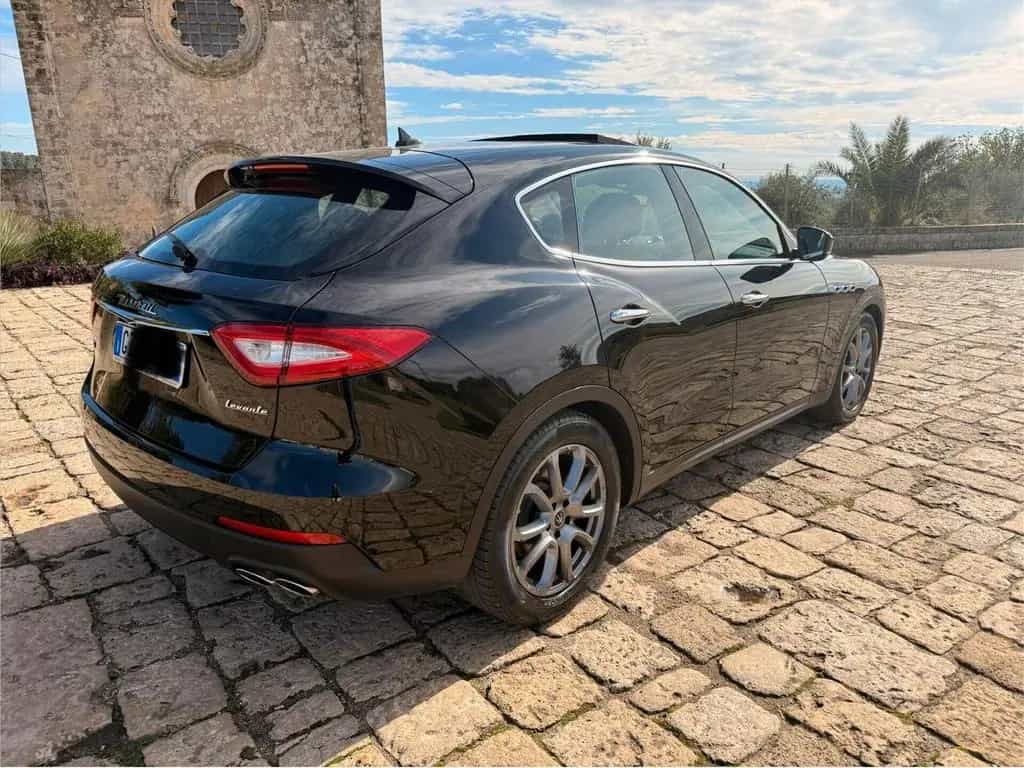 Maserati Levante V6 Diesel AWD Gransport 06/2020-photo-2