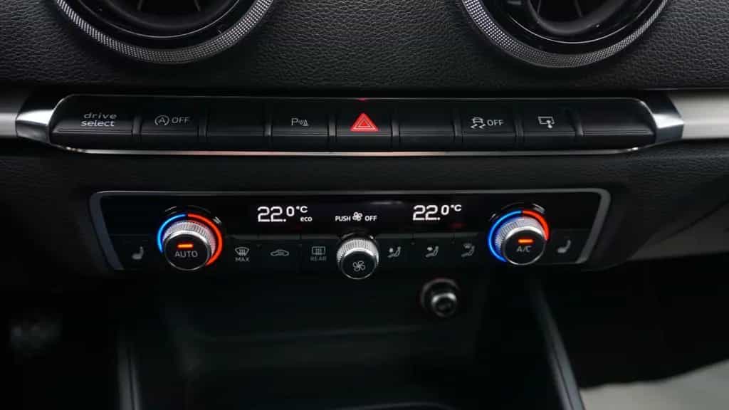 Audi A3 1.4TFSI Sportback *3x S line*B&O*Pano*BiXenon 11/2014-photo-22