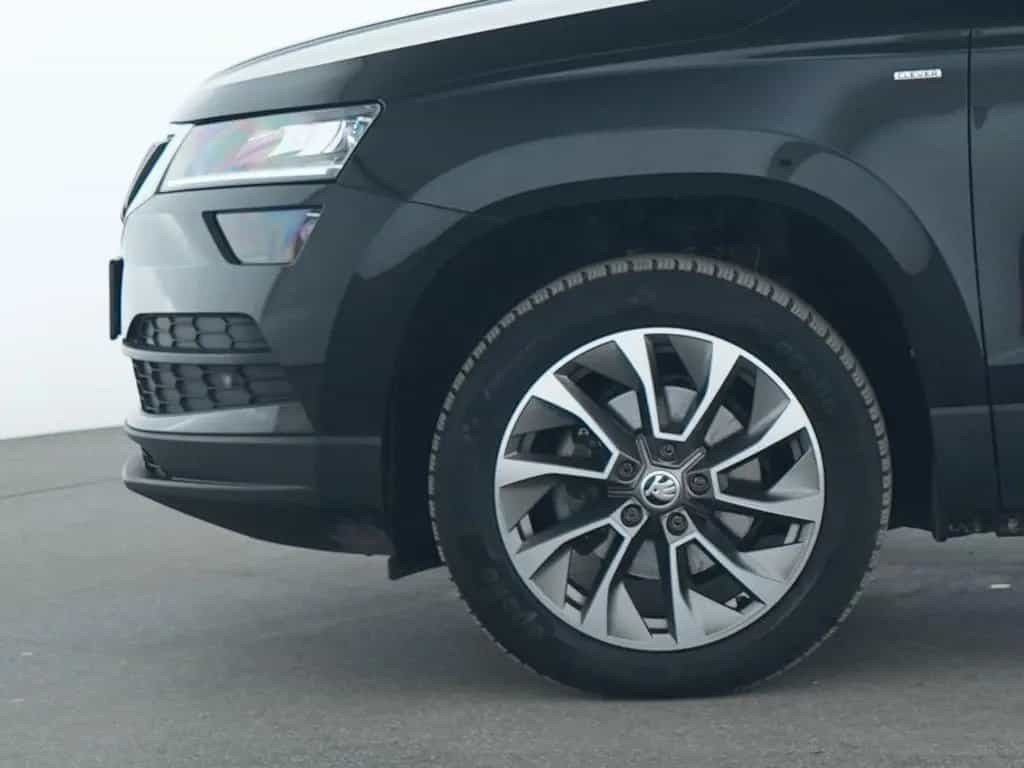 Skoda Karoq Clever ACC|LED|Kessy|Navi|SHZ|PDC|CarPlay 01/2022-photo-13
