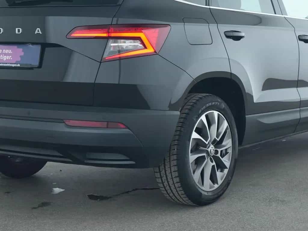 Skoda Karoq Clever ACC|LED|Kessy|Navi|SHZ|PDC|CarPlay 01/2022-photo-14
