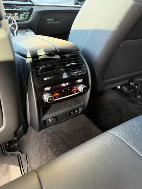 BMW 5 Series 540d xD Touring M Paket Massage AHK Pano Stdhz 12/2019-photo-11
