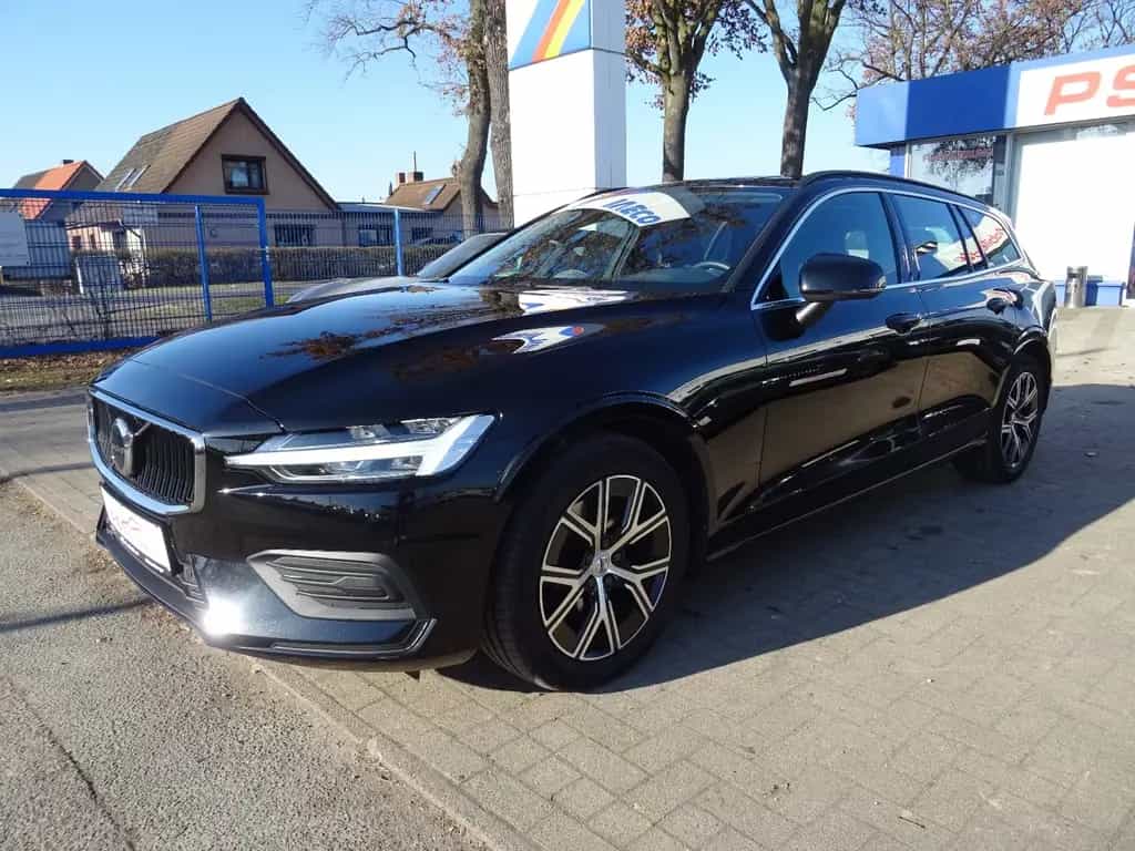 Volvo V60 Kombi Core 1.Hand Scheckheft 10/2022-photo-0