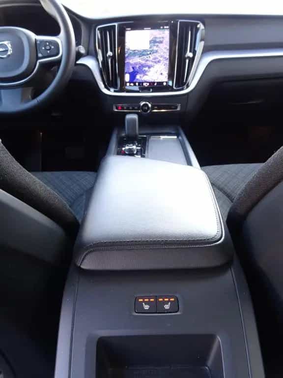Volvo V60 Kombi Core 1.Hand Scheckheft 10/2022-photo-10