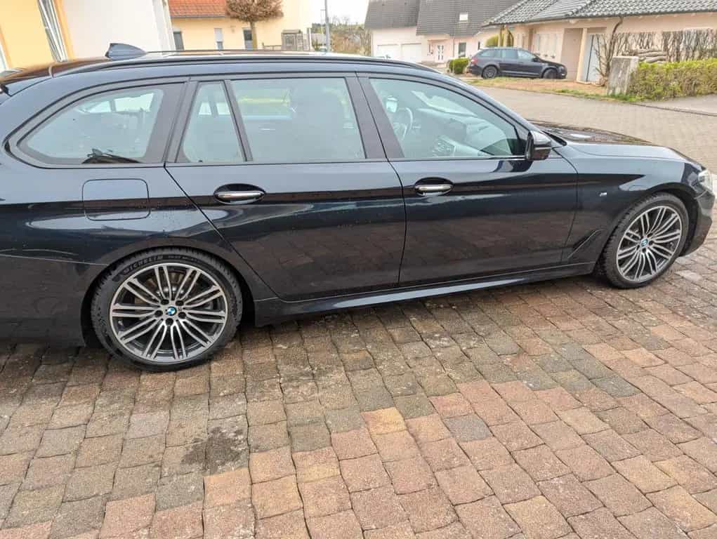 BMW 5 Series 520d X drive Touring M Ausstattung 11/2017-photo-13