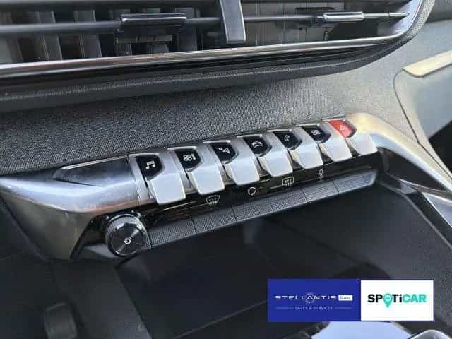 Peugeot 3008 1.2 PureTech 130 Allure P ack 12/2023-photo-13