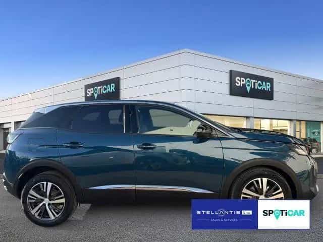 Peugeot 3008 1.2 PureTech 130 Allure P ack 12/2023-photo-3