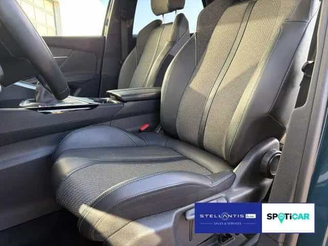 Peugeot 3008 1.2 PureTech 130 Allure P ack 12/2023-photo-8