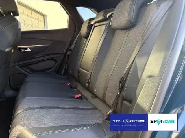 Peugeot 3008 1.2 PureTech 130 Allure P ack 12/2023-photo-9