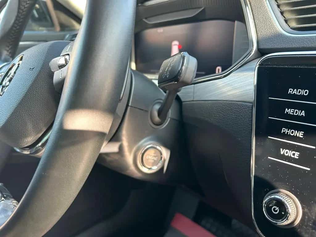 Skoda Superb Combi Ambition *NAVI*SHZ*AHK*Virtual* 12/2022-photo-9