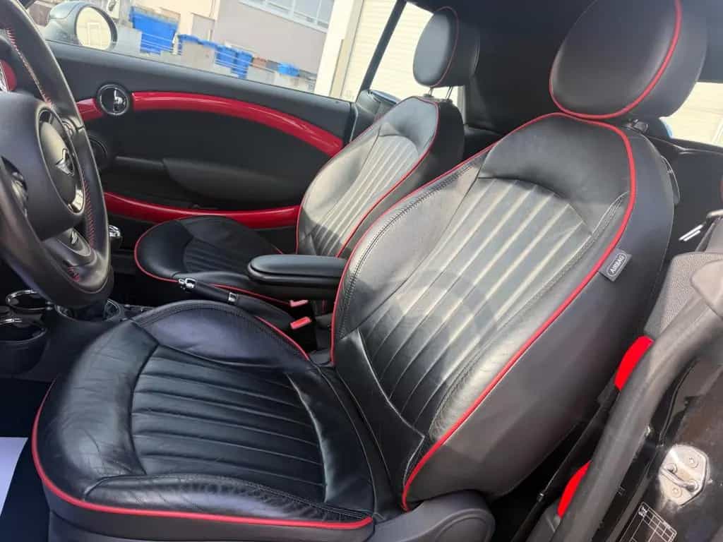 MINI Cabrio John Cooper Works 05/2013-photo-15