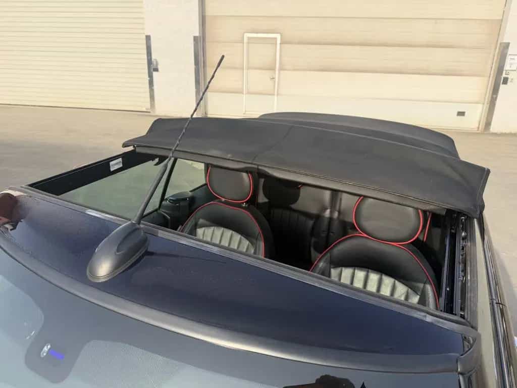 MINI Cabrio John Cooper Works 05/2013-photo-27