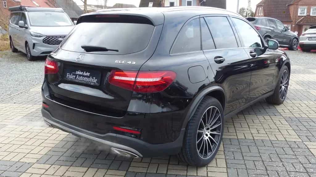Mercedes-Benz GLC-Class 43 AMG 4Matic Pano AHK Distronic 20Zoll 03/2019-photo-4