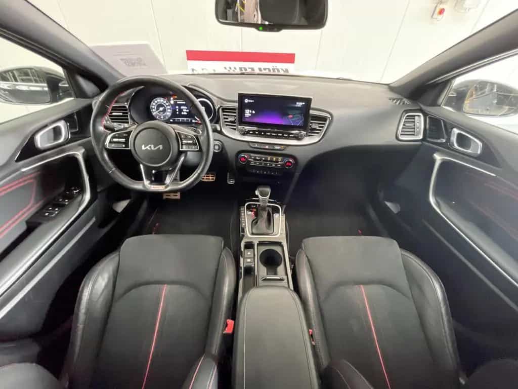 Kia cee'd / Ceed Ceed 1.6T-GDI GT 12/2021-photo-18