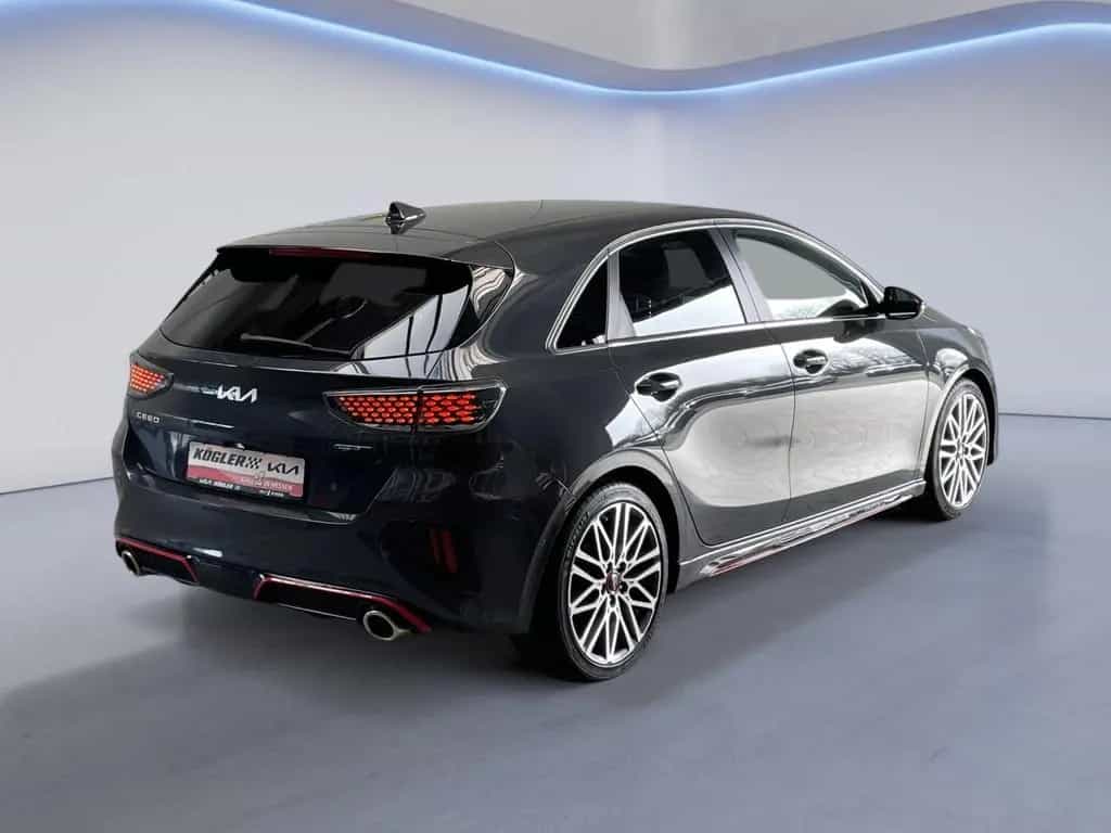 Kia cee'd / Ceed Ceed 1.6T-GDI GT 12/2021-photo-2