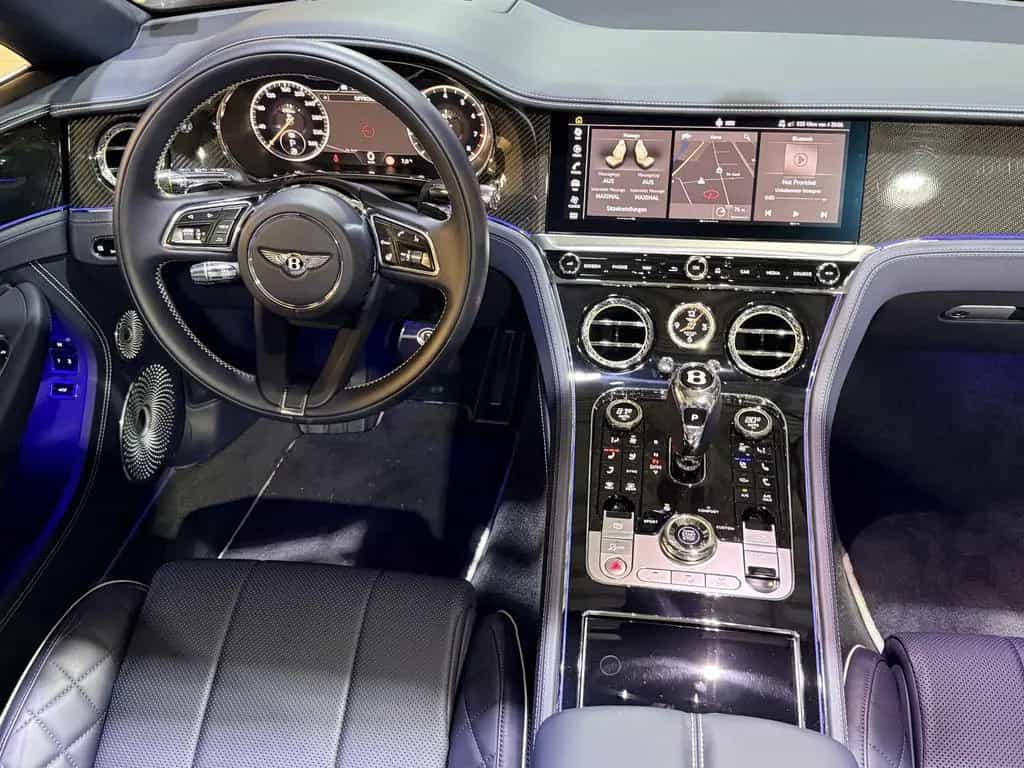 Bentley Continental GT V8 Convertible Mulliner Specific 12/2021-photo-16