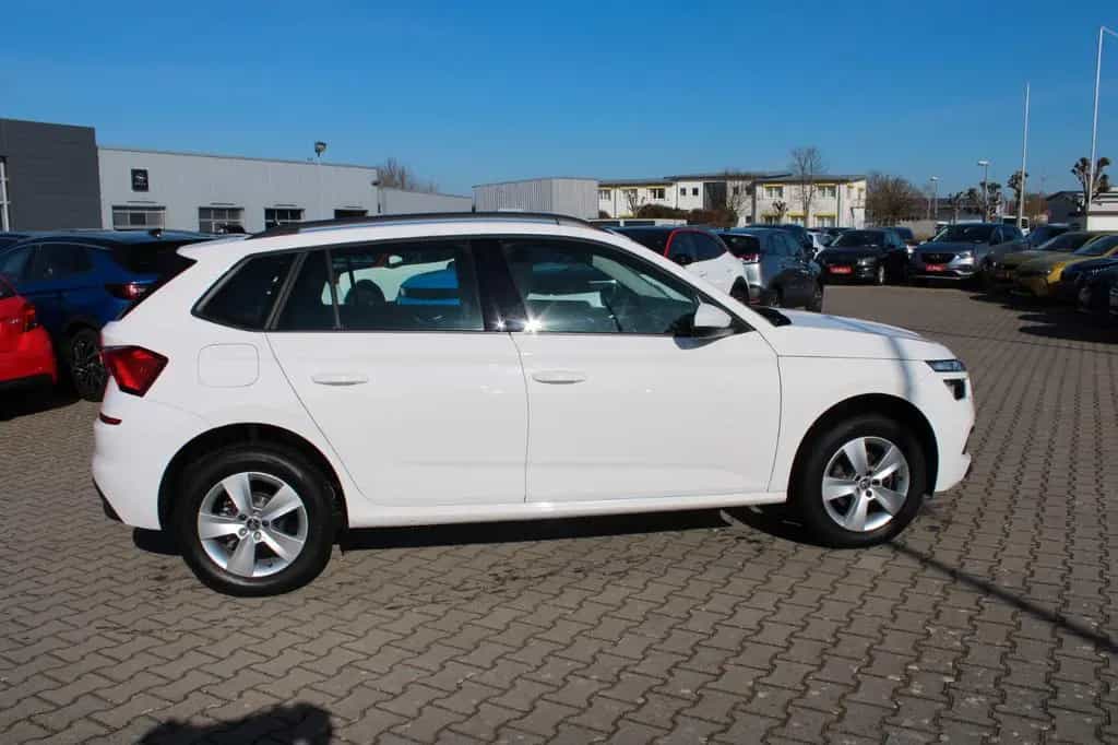 Skoda Kamiq 1.0 TSI Active*1.Hand*DSG*SHZ*Klima* 01/2022-photo-1