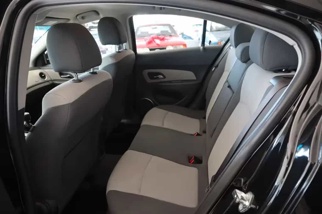 Chevrolet Cruze LS 03/2011-photo-11