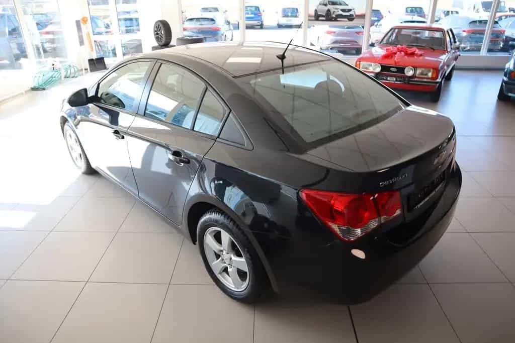 Chevrolet Cruze LS 03/2011-photo-7