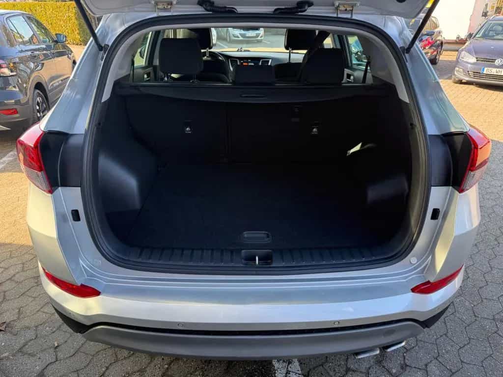 Hyundai TUCSON 1.6 Trend 2WD 10/2017-photo-19