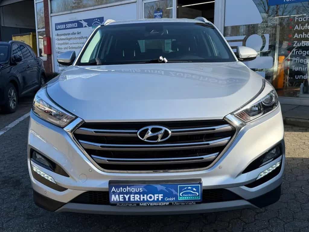 Hyundai TUCSON 1.6 Trend 2WD 10/2017-photo-2