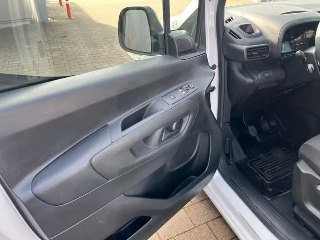 Toyota Proace City 3 Sitze Klima, Navigation. 04/2021-photo-6
