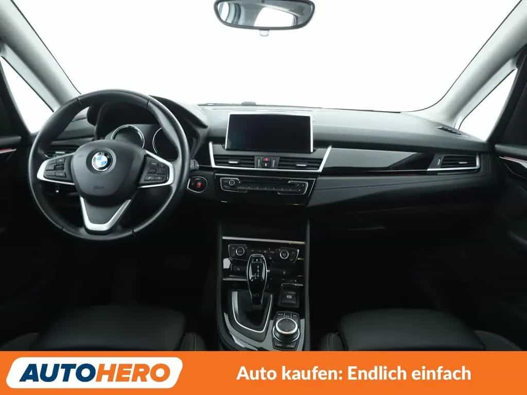 BMW 2 Series 218i Active Tourer Sport Line Aut.*NAV*HUD*TEMP* 01/2020-photo-11