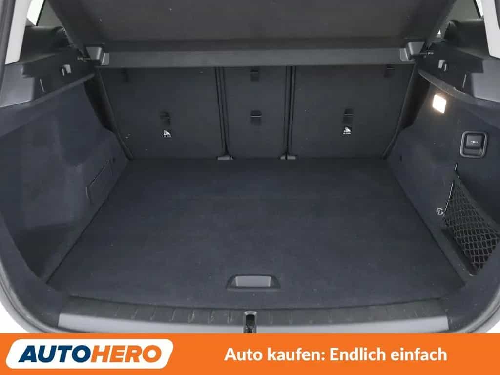 BMW 2 Series 218i Active Tourer Sport Line Aut.*NAV*HUD*TEMP* 01/2020-photo-17