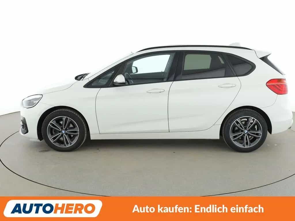 BMW 2 Series 218i Active Tourer Sport Line Aut.*NAV*HUD*TEMP* 01/2020-photo-2