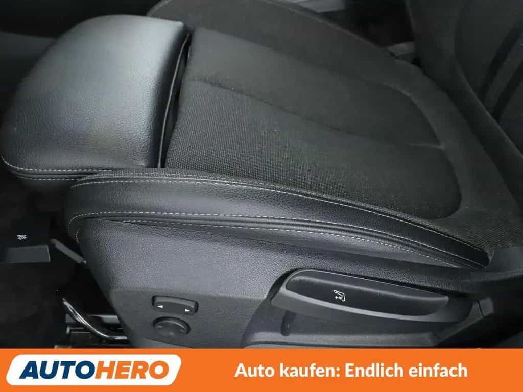 BMW 2 Series 218i Active Tourer Sport Line Aut.*NAV*HUD*TEMP* 01/2020-photo-24