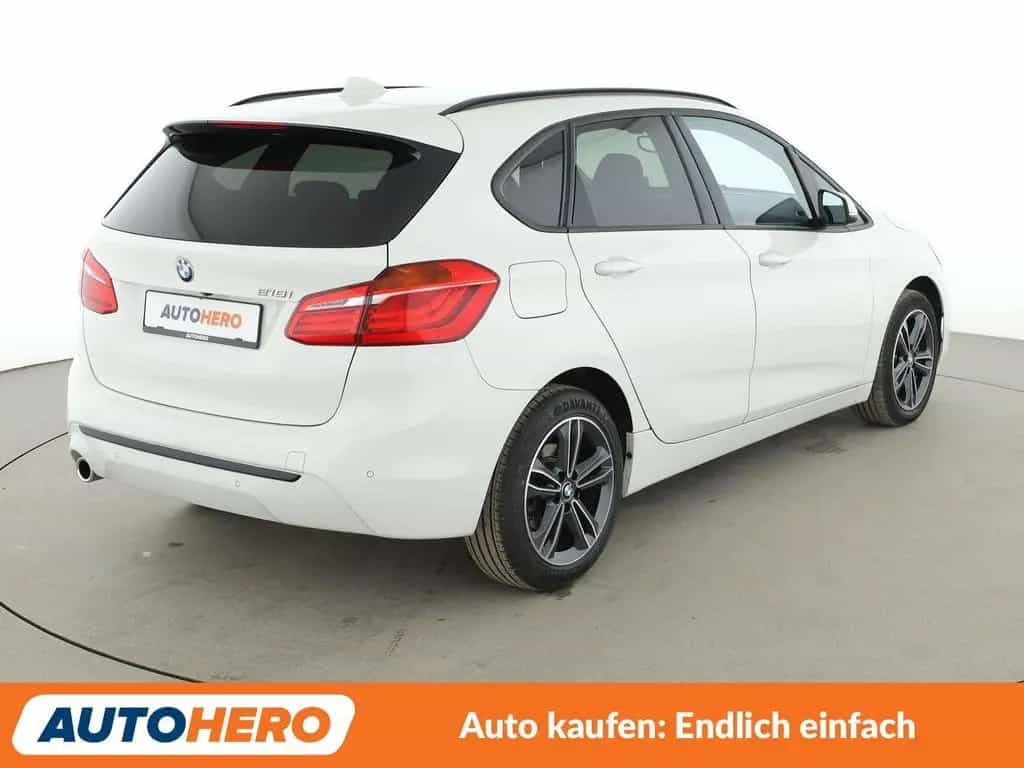 BMW 2 Series 218i Active Tourer Sport Line Aut.*NAV*HUD*TEMP* 01/2020-photo-5