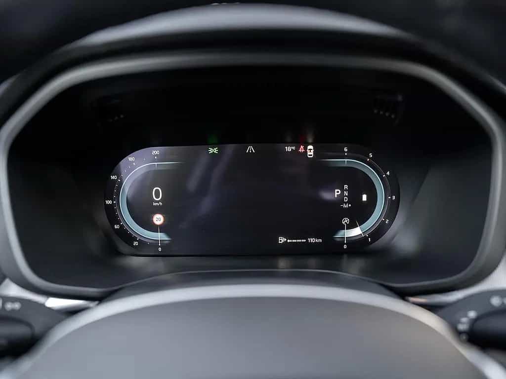Volvo XC60 B4 Plus Dark 10/2022-photo-19