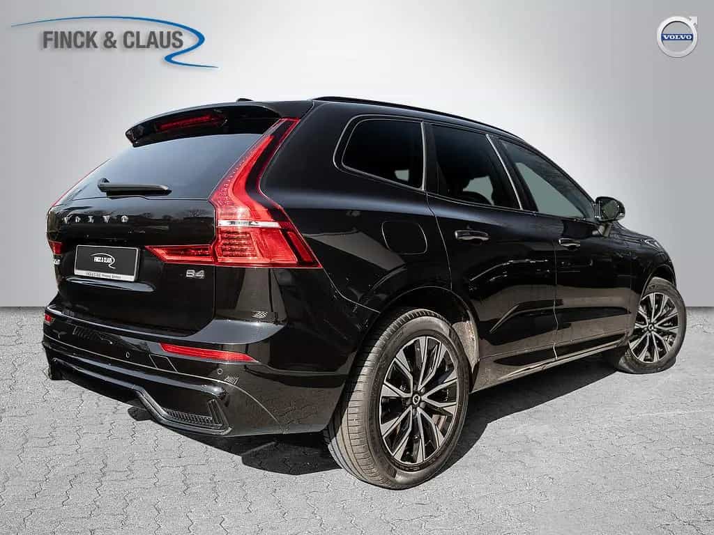 Volvo XC60 B4 Plus Dark 10/2022-photo-2