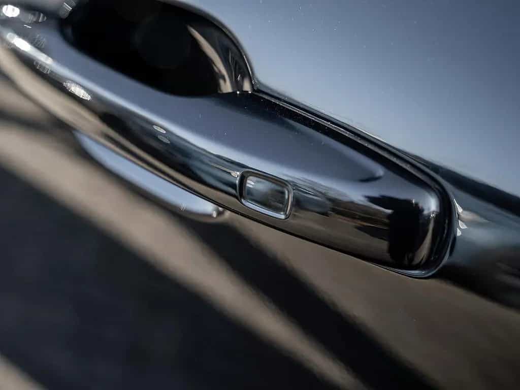 Volvo XC60 B4 Plus Dark 10/2022-photo-27